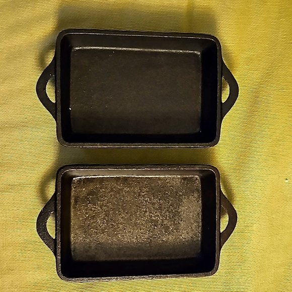 Old Mountain Cast Iron Small Baking Pans - Picture 1 of 3